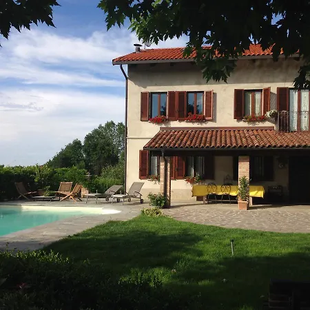 Bed & Breakfast Bricco Delle Rose Belveglio